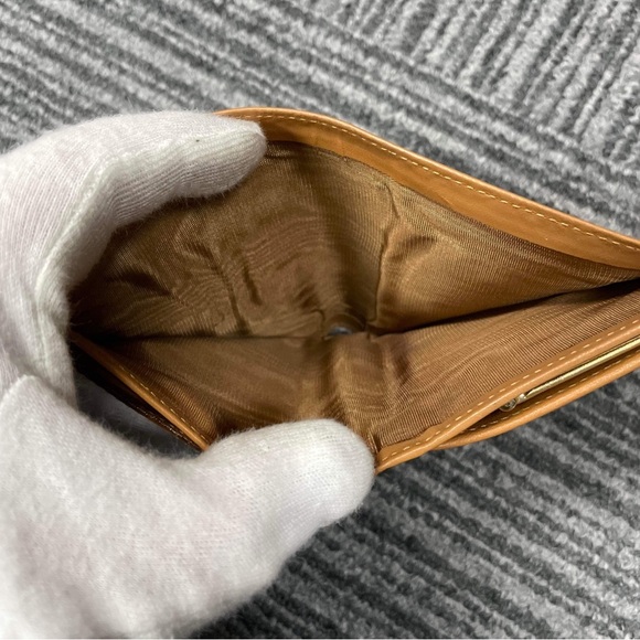 Vintage Celine compact wallet - Picture 13 of 13